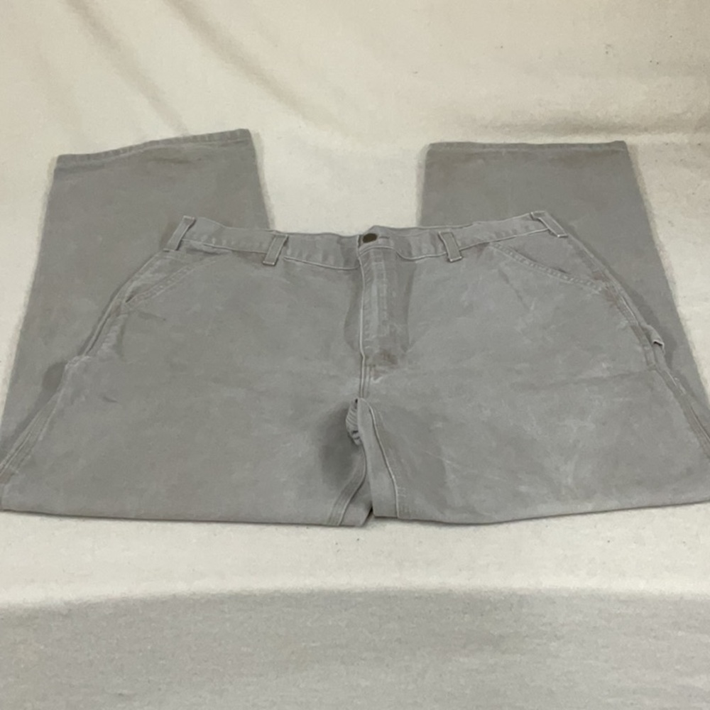 EUC mens Carhartt pants